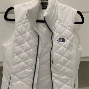 North face vest